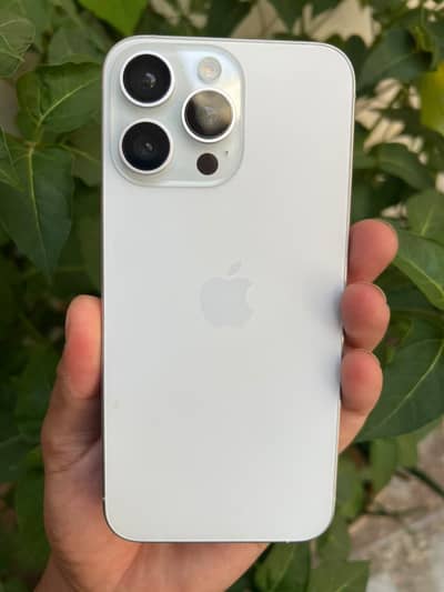 Apple iPhone 15 Pro Max