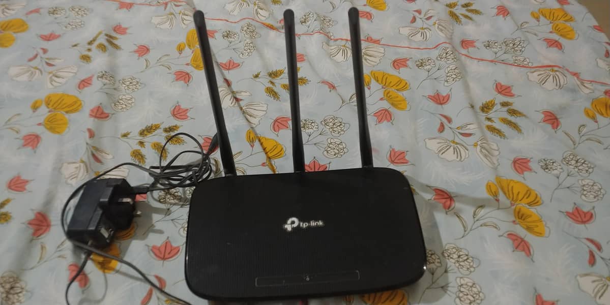 TP-Link Router 0