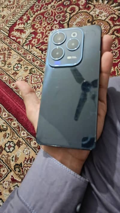 Infinix Hot 40