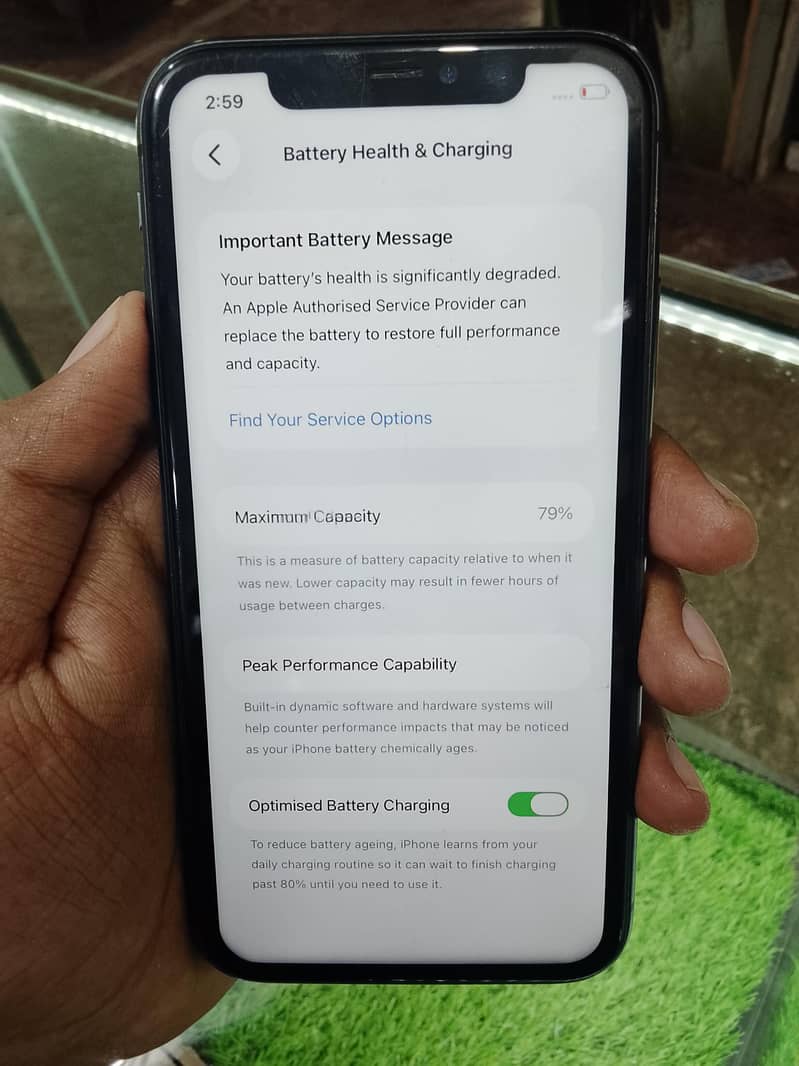 Apple iPhone 11 7