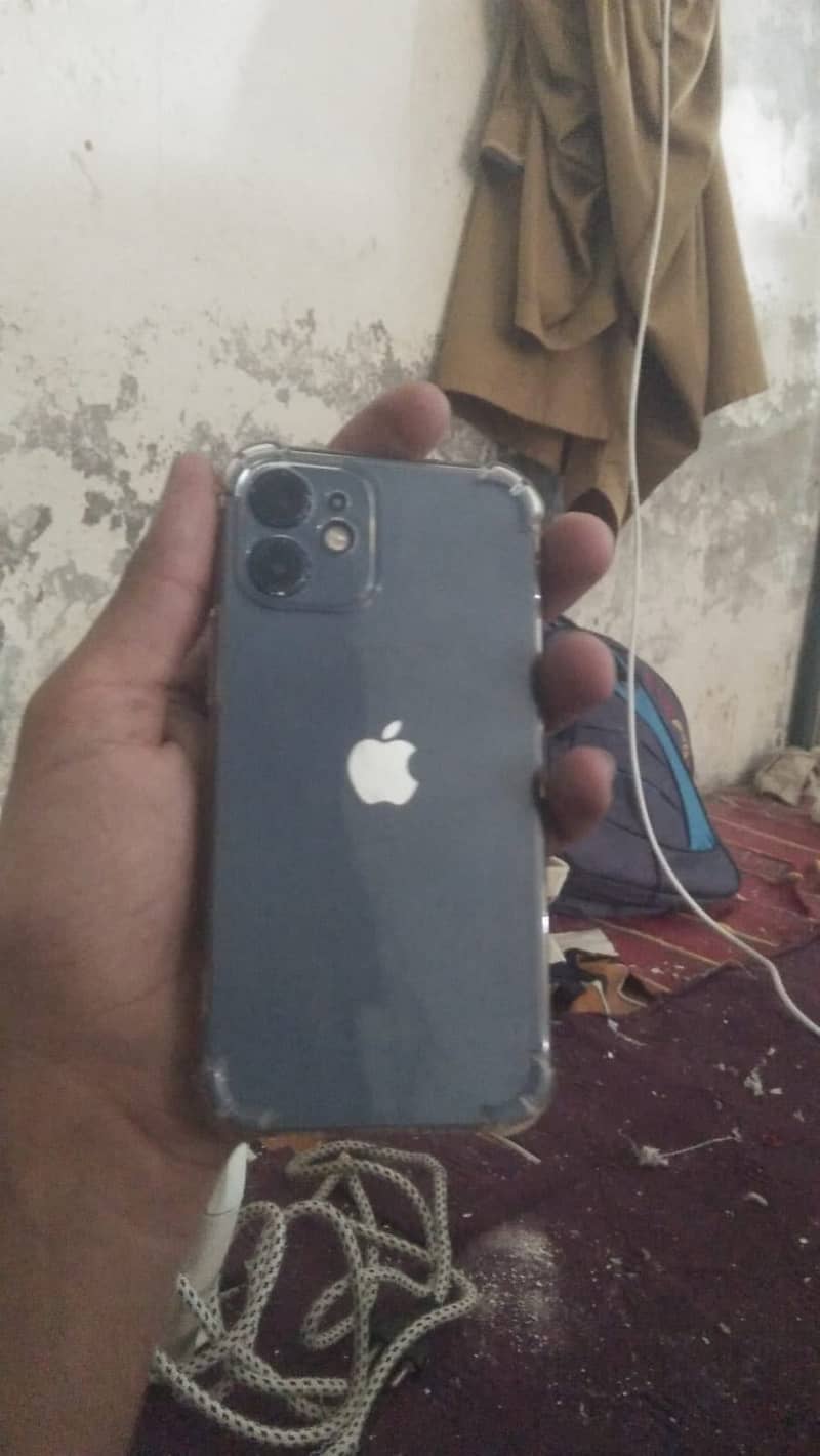 Apple iPhone 12 mini 1