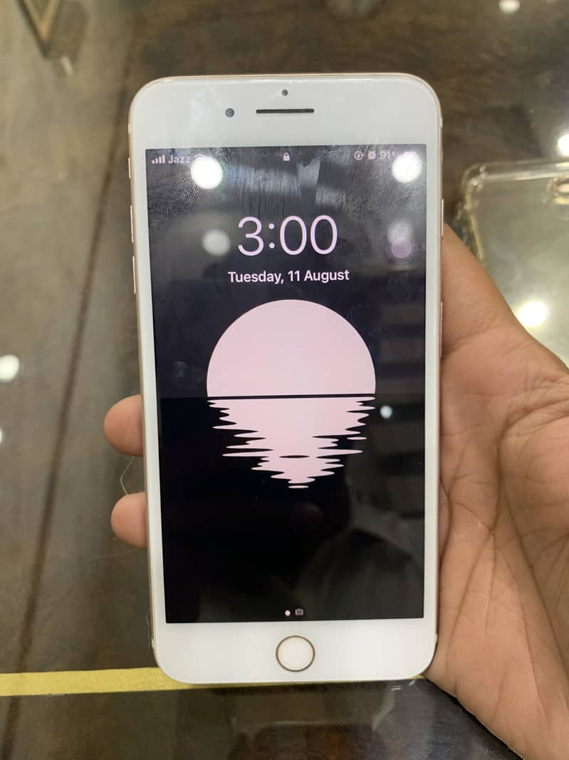 Apple iPhone 7 Plus 4