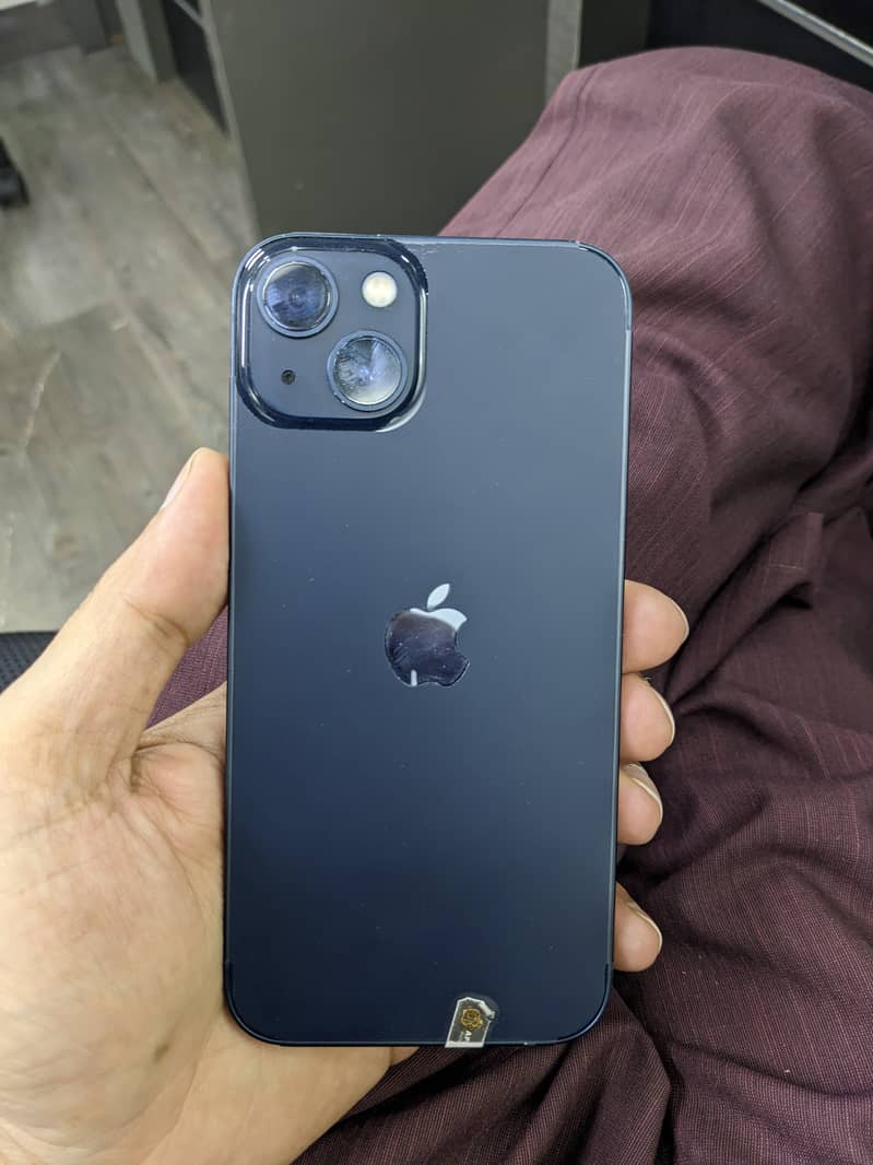 Apple iPhone 13 2