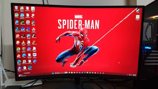 Samsung 27' Curved Monitor Mint Condition no fault