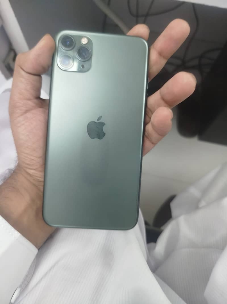 Apple iPhone 11 Pro Max 0