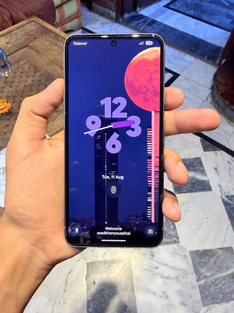 Google Pixel 8 9
