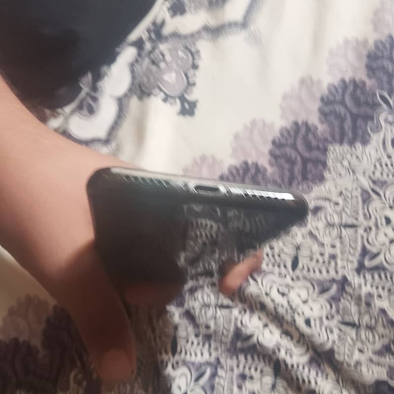 Apple iPhone X 10/10 condition 3