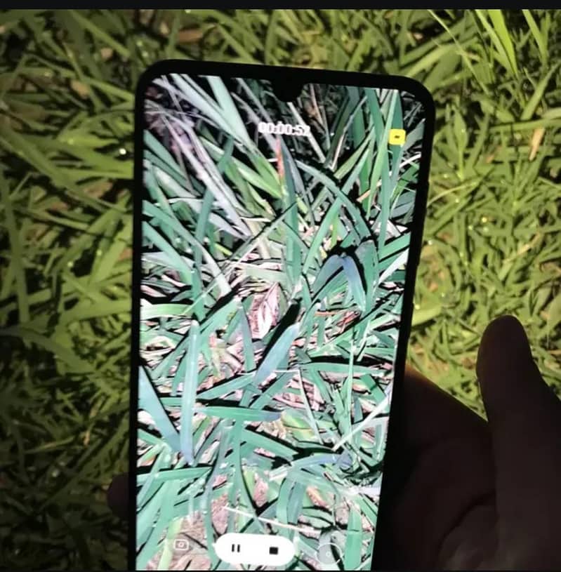Samsung Mobile A50 1