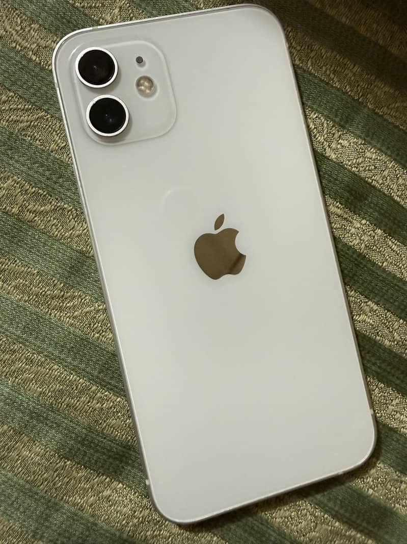 Apple iPhone 12 0