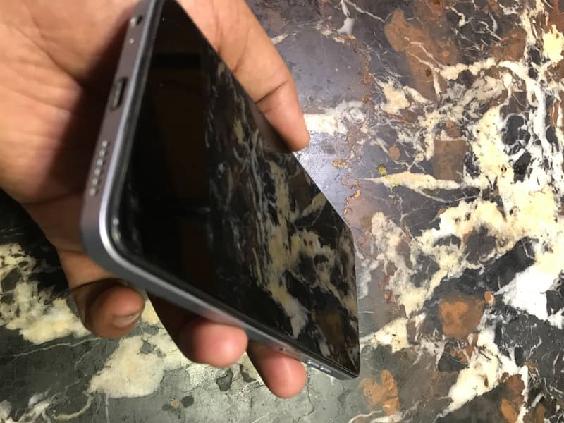 Tecno Spark 20C 5