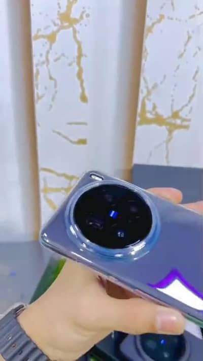 Vivo x200 Pro 12/256 GB 11 month warranty