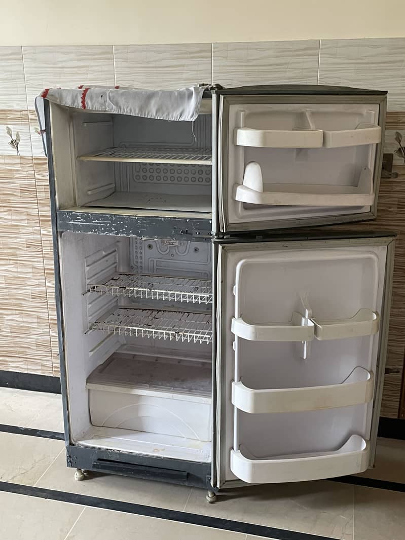 Refrigerator 1