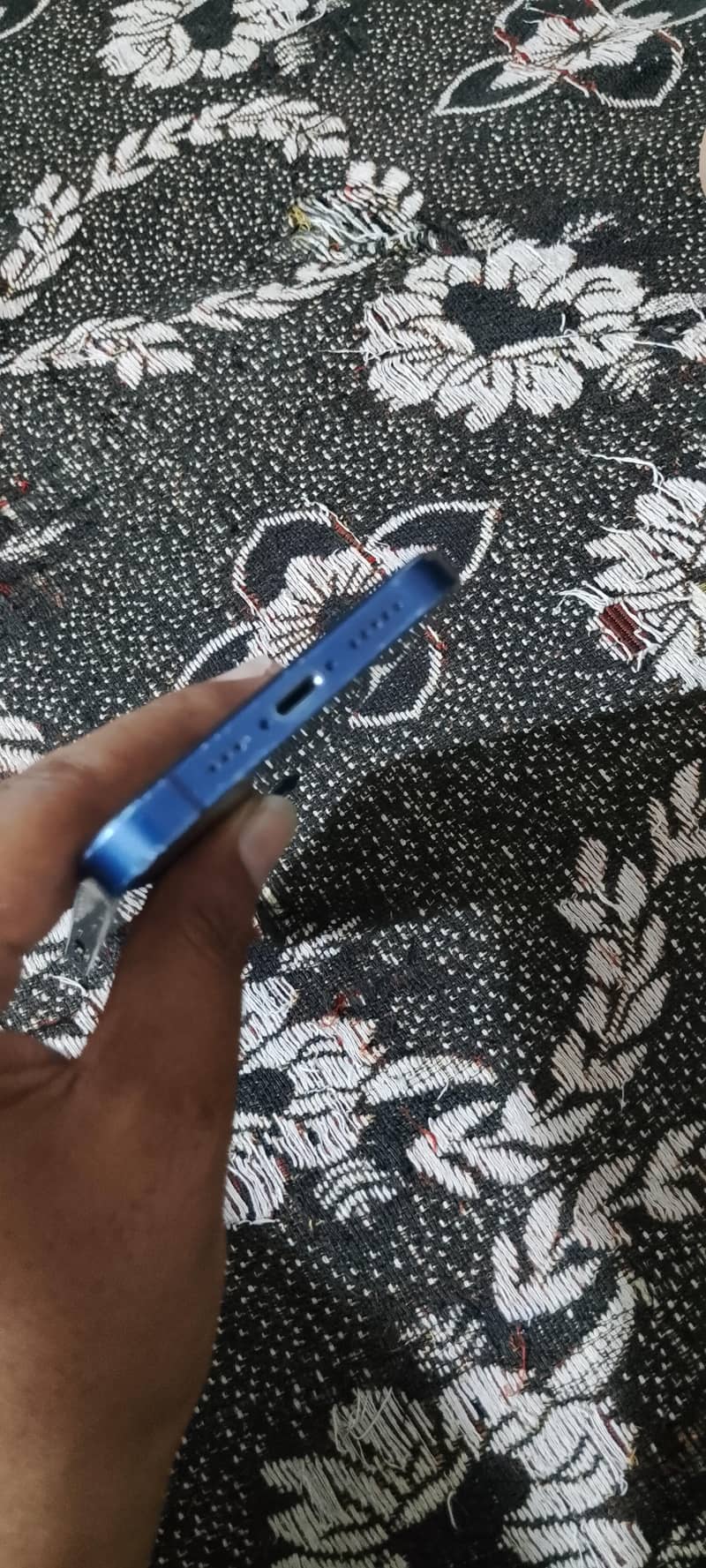Apple iPhone 12 2