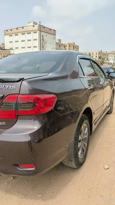 Toyota Corolla Altis 2012
