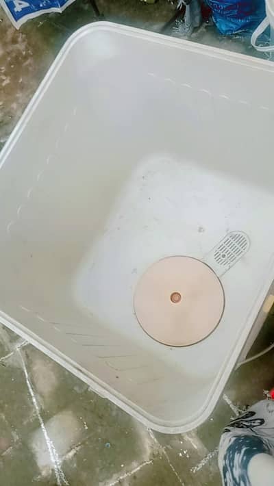 Mini washing machine