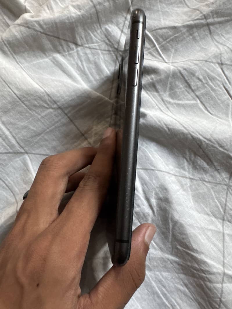 Apple iPhone 11 1