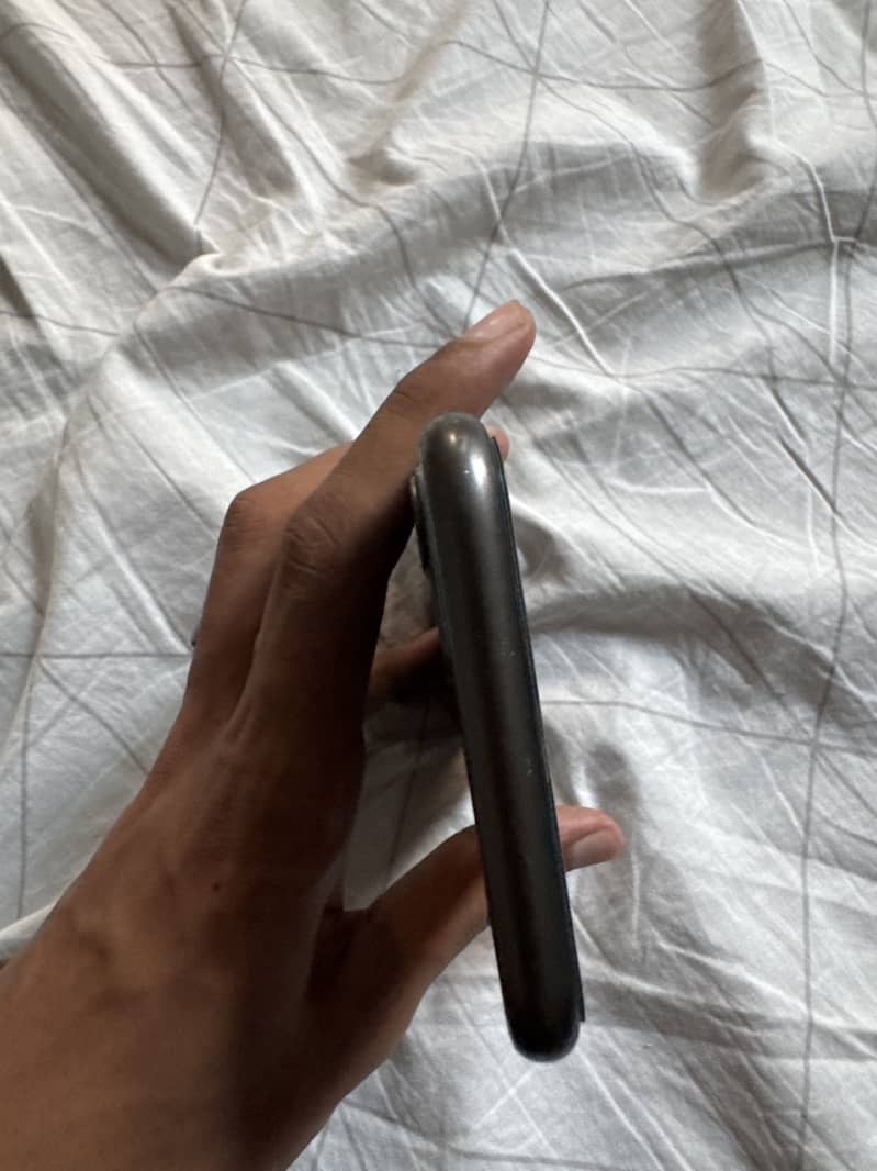Apple iPhone 11 2