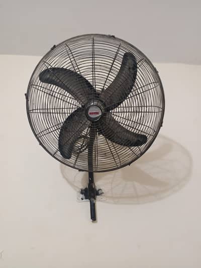 Royal wall Bracket Fan (24 Inches)