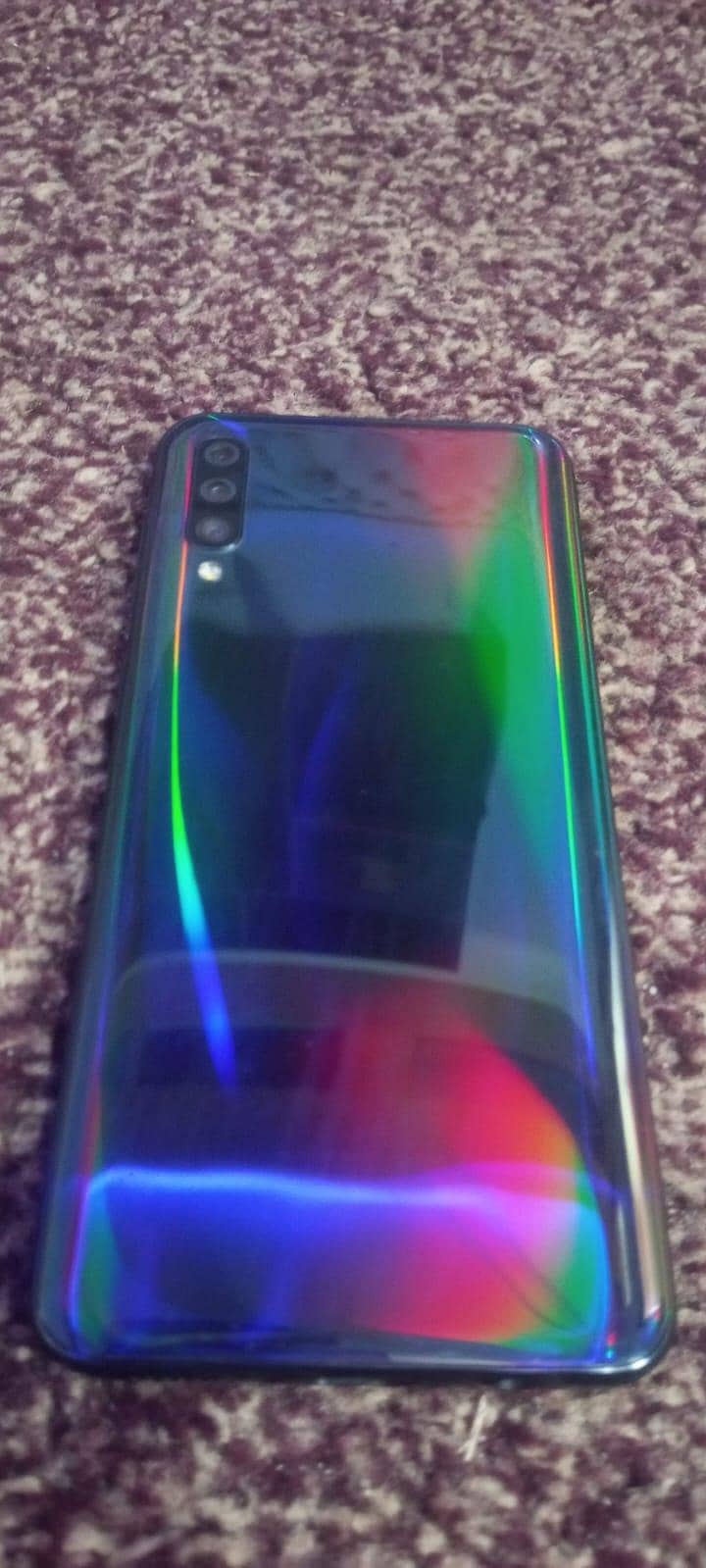 Samsung Mobile A50 4