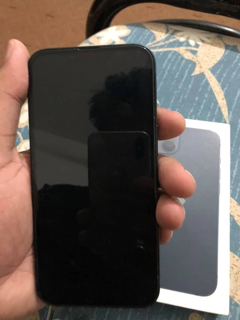 Apple iPhone 13 1