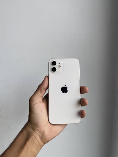 Apple iPhone 12