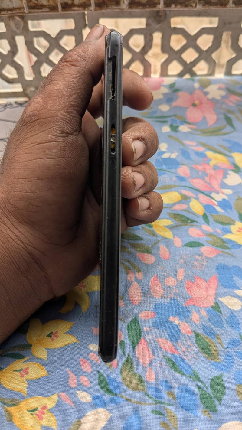 OPPO A37 5