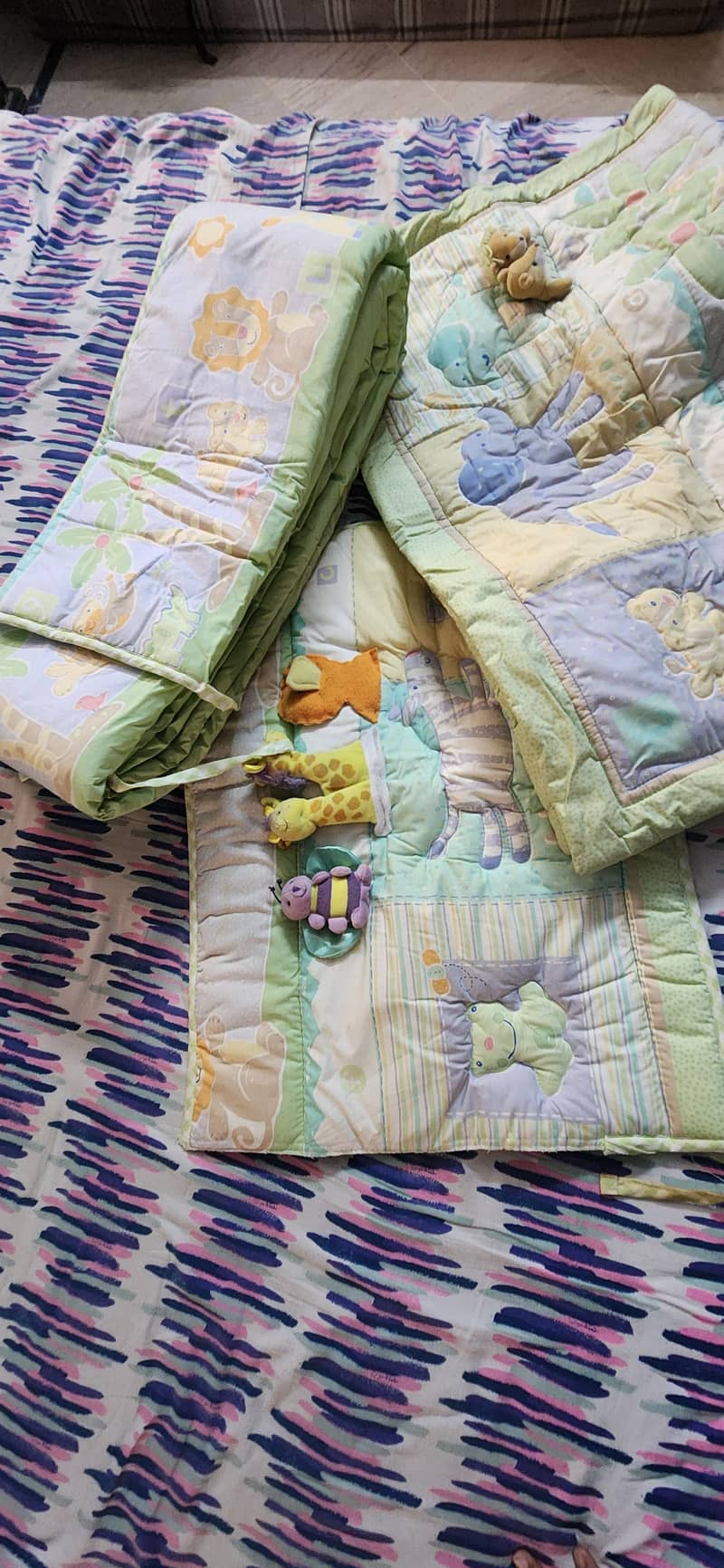 Juniors playpen/foldable cot 2