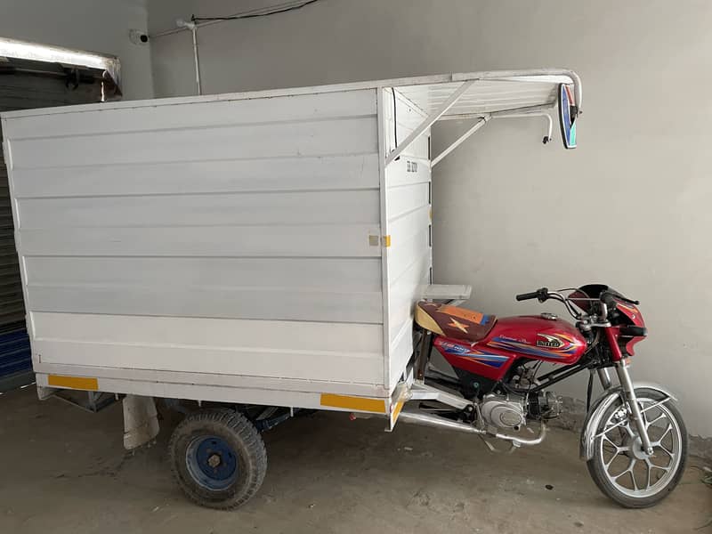 Rickshaw plus cabin 1