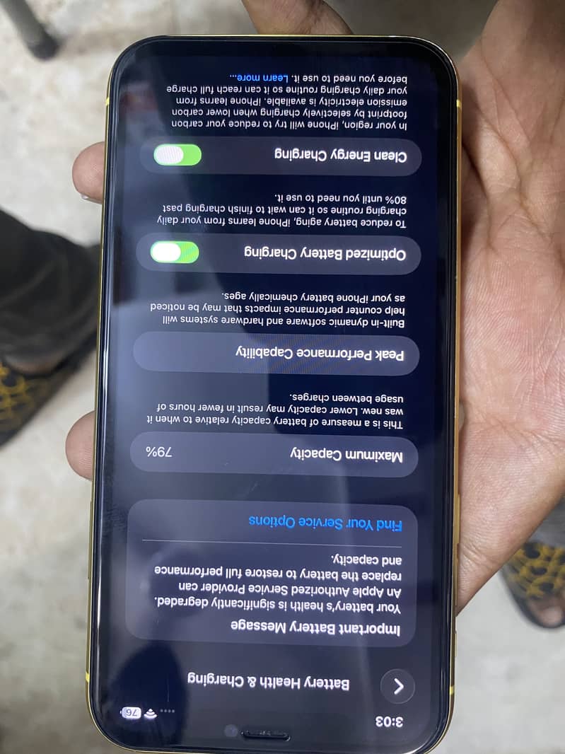 Apple iPhone 11 3