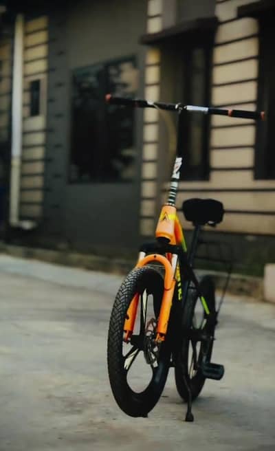 Orange color, durable stand, New rim