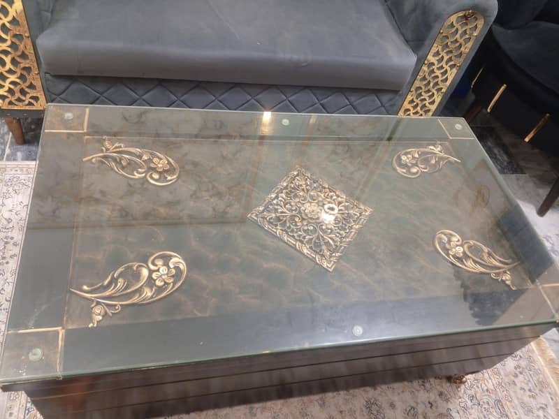 centre table 3