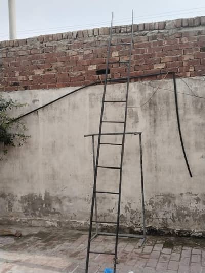 لوہے کی سیڑھی
