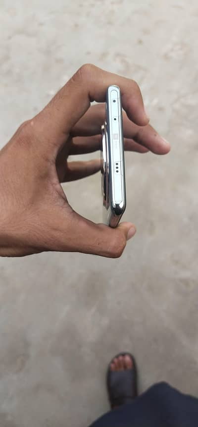 Infinix Zero 40 10/10 lush condition urgent sale whatsapp# 03264130034