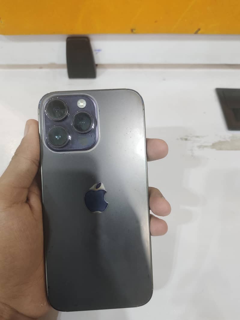 Apple iPhone 14 Pro Max 2