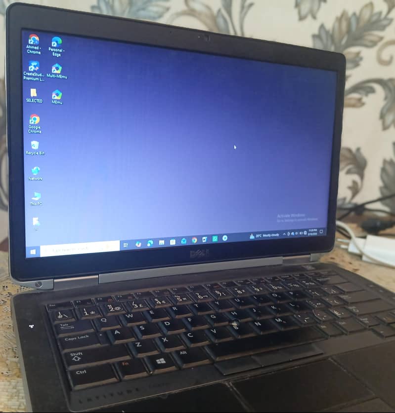 Dell laptop 3