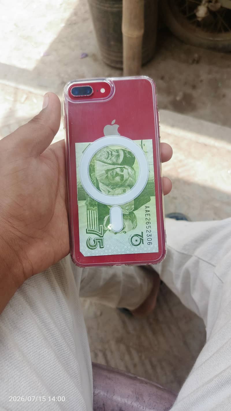 Apple iPhone 8 Plus 0