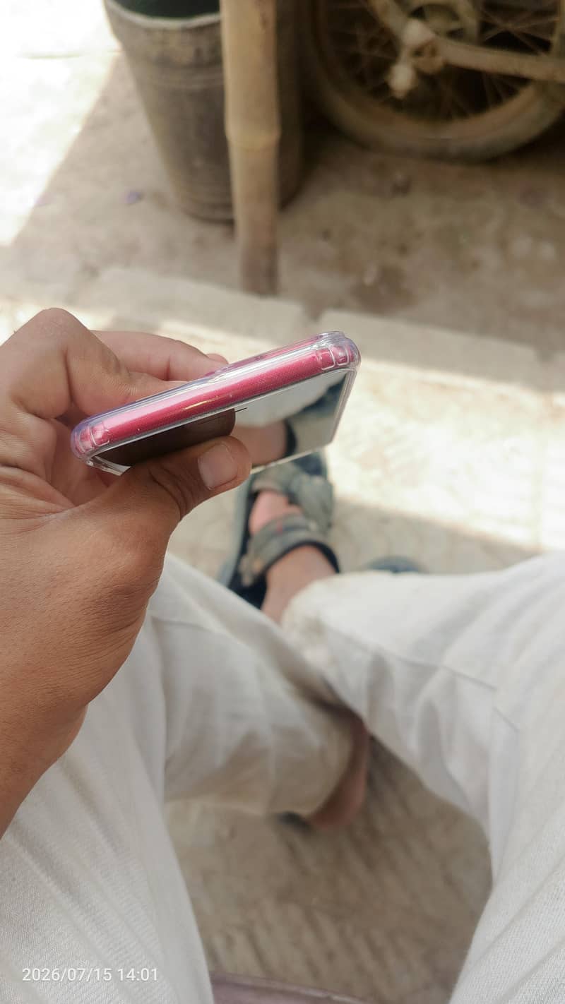 Apple iPhone 8 Plus 5