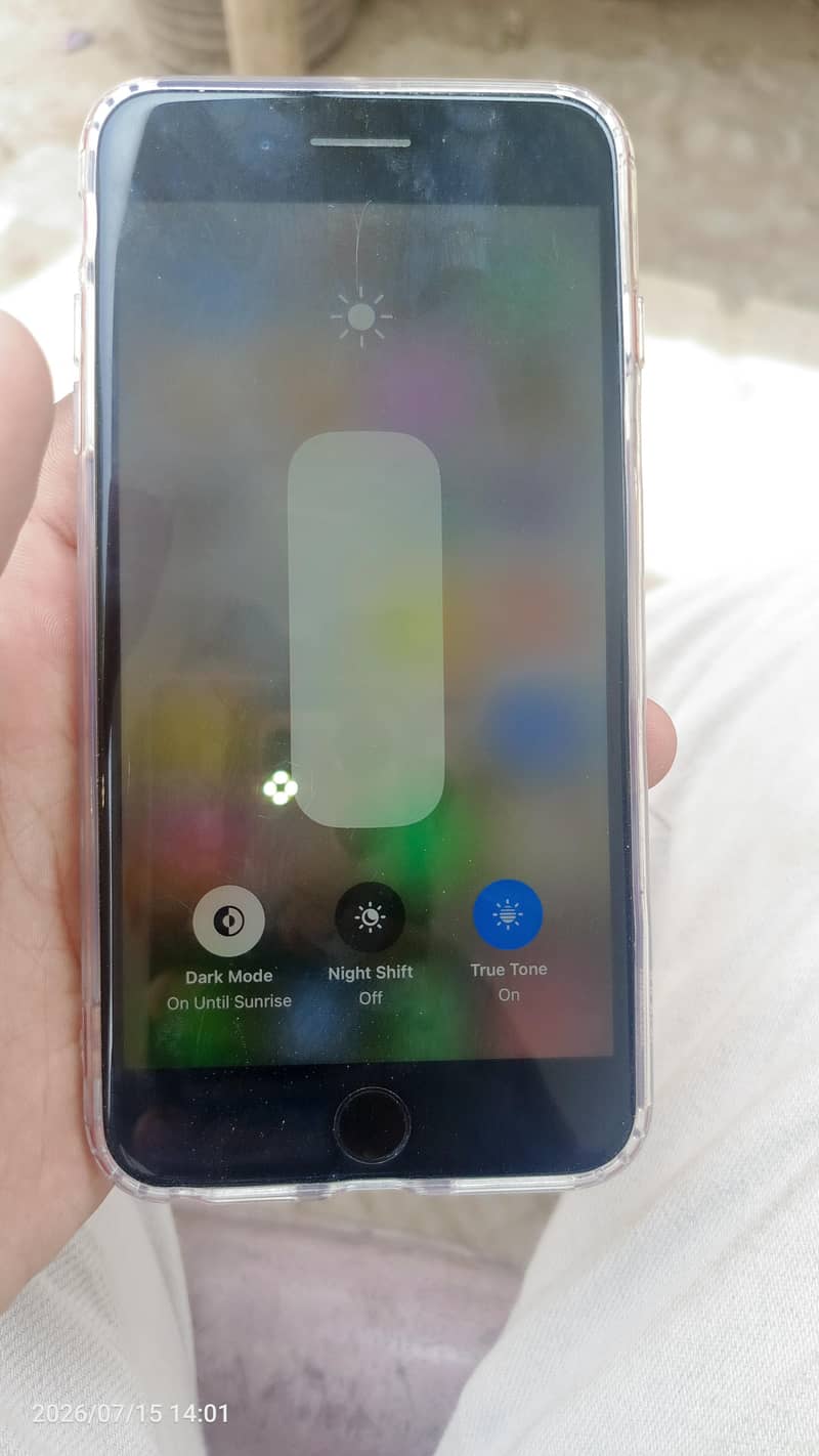 Apple iPhone 8 Plus 6