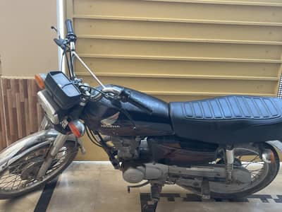 honda 125 2021 black