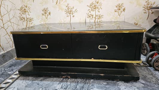 Center Table with 2 drawers