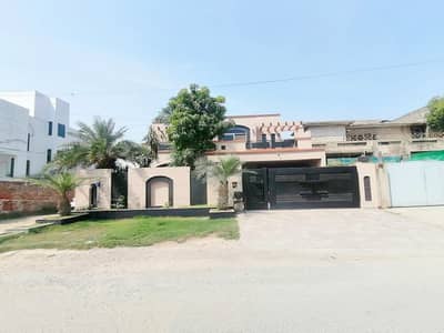 22 Marla House In Central Johar Town Phase 1 - Block E1 For Sale
