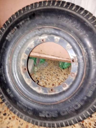 Tyre with Rim