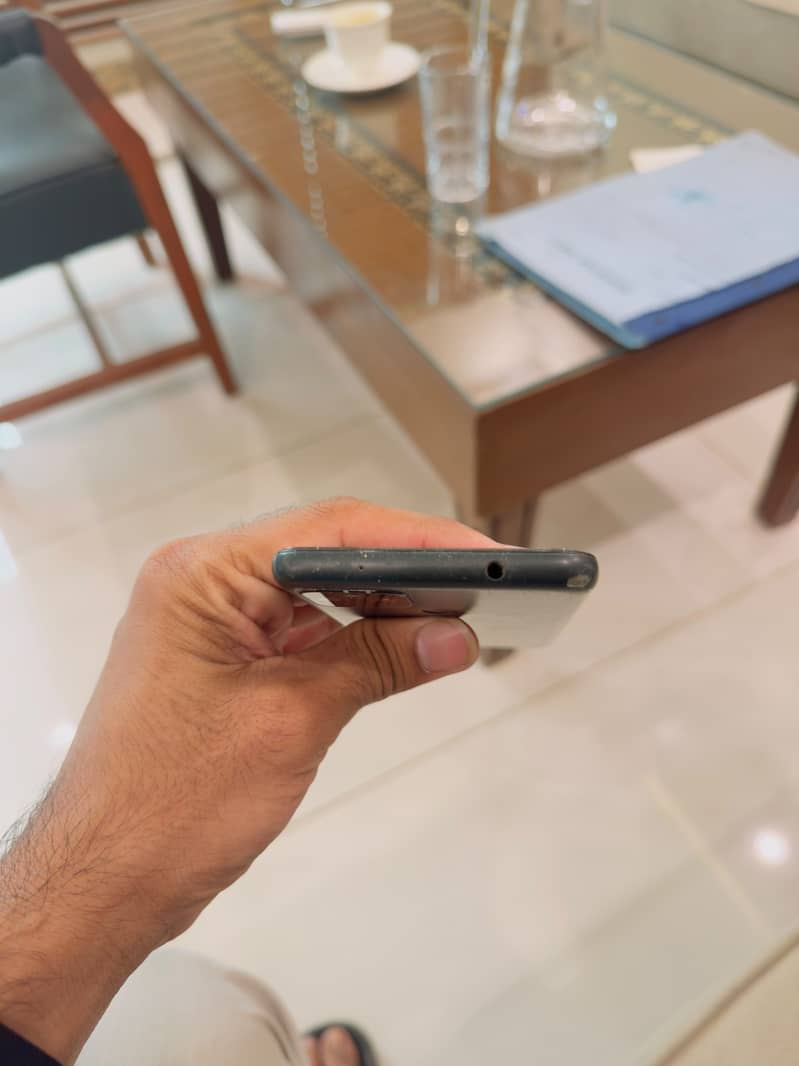 Google Pixel 5a 0