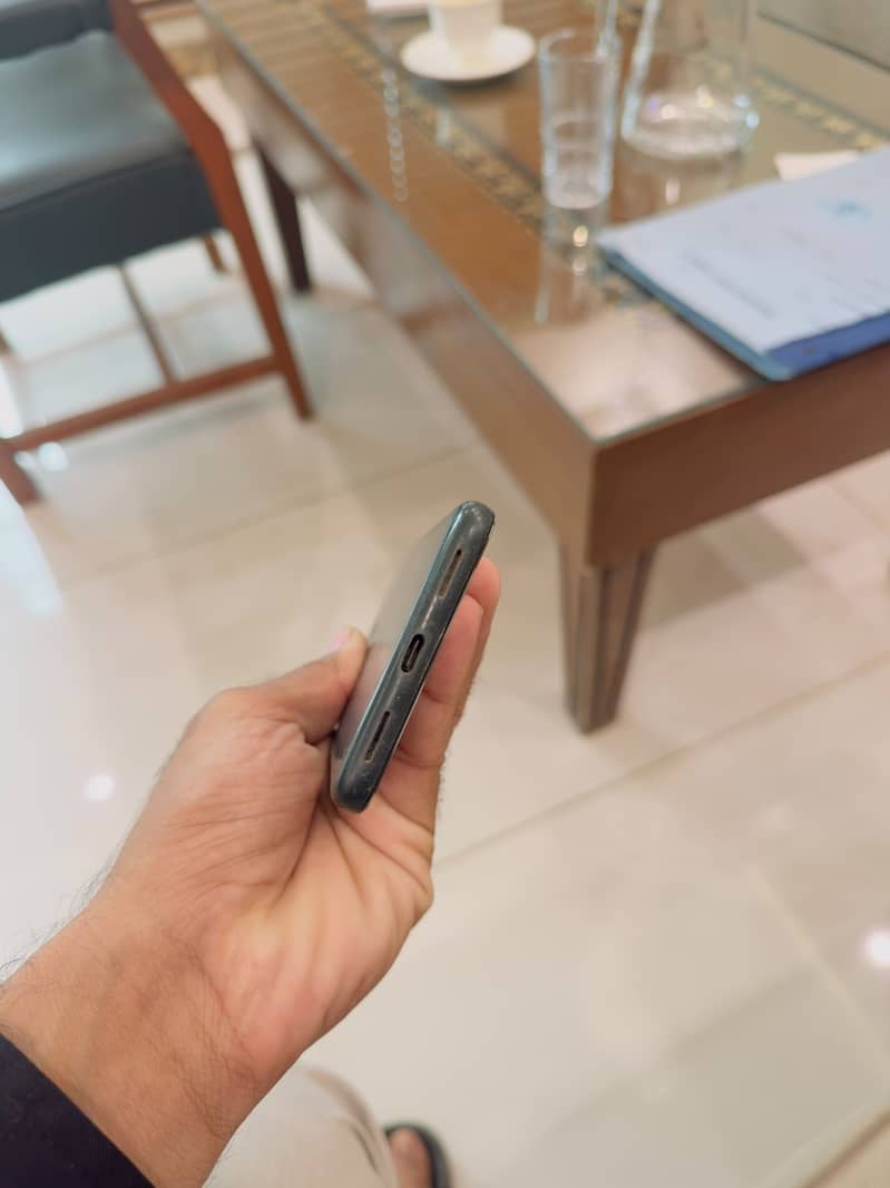 Google Pixel 5a 6
