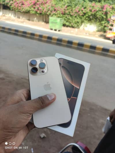 Apple iPhone 16 Pro JV