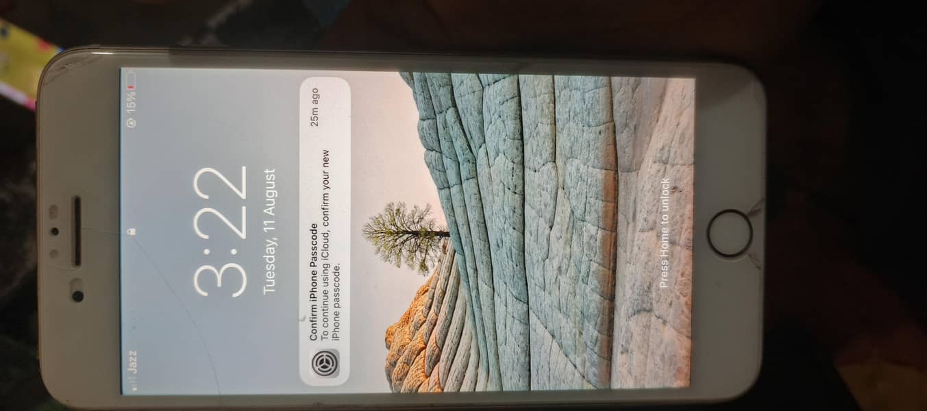 Apple iPhone 7 Plus 0