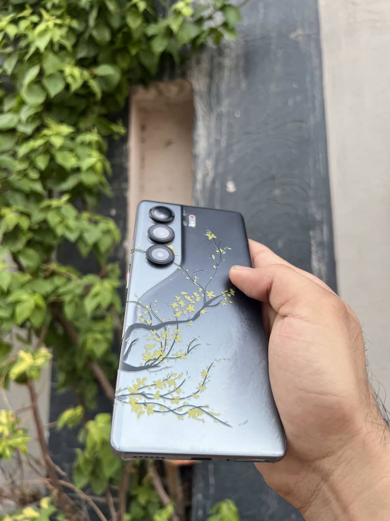 Tecno CAMON 40 Pro 2