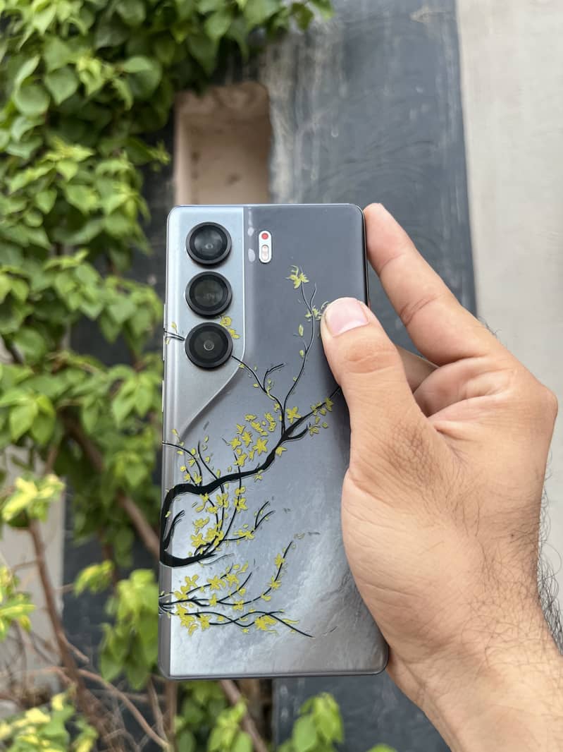 Tecno CAMON 40 Pro 3