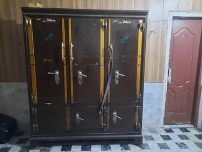almari 3door full size 03244728031