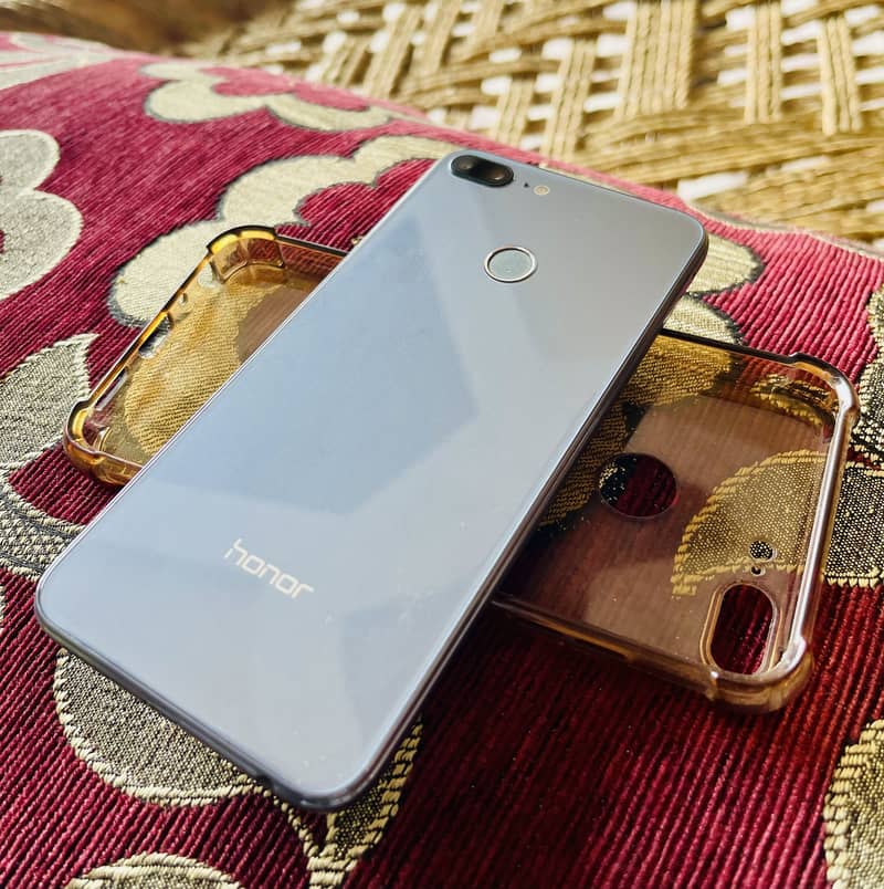 Honor 9 Lite 7